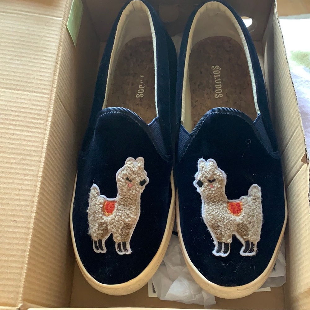 SOLUDOS Velvet Llama Sneakers
